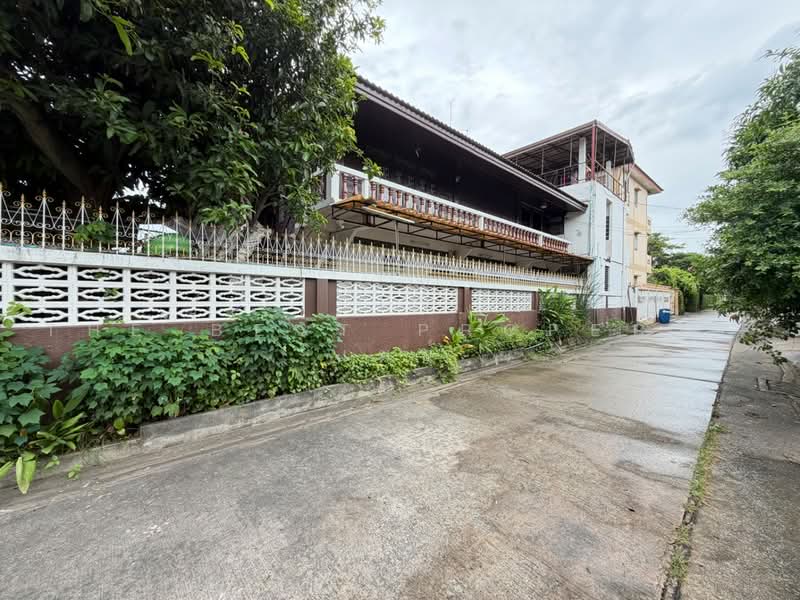 อพาร์ทเม้นท์พร้อมบ้านเดี่ยววังทองหลาง กรุงเทพมหานคร, Bangkok, Saphan Song, Wang Thonglang, Bangkok, 10+ Bedrooms, 150 sqm, Single Detached House For Sale, by The Best Property เมย์, 500494630 - DDproperty.com