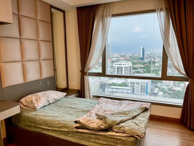 Thru Thonglor, Bangkok, Petchaburi Road, Bang Kapi, Huai Khwang, Bangkok, 2 Bedrooms, 62 sqm, Condo For Rent, by Isika Tonkham, 500494646 - DDproperty.com