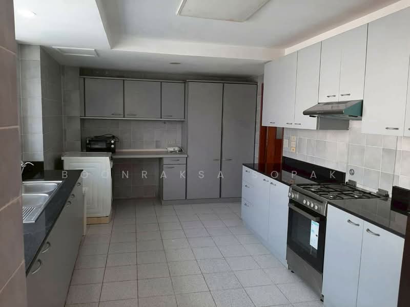 President Park Sukhumvit 24, Bangkok, 99 Sukhumvit 24 Alley, Khlongtoei Nua, Watthana, Bangkok, 3 Bedrooms, 261 sqm, Condo For Rent, by Boonraksa Sopak, 500494652 - DDproperty.com