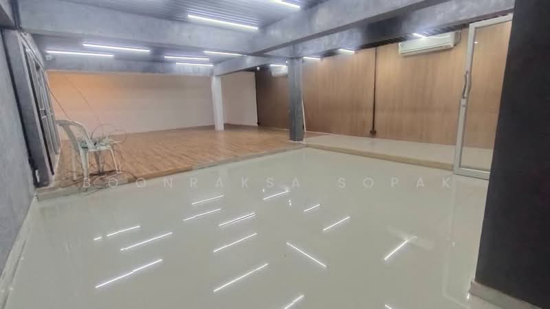 2-BR House, Bangkok, Bang Khun Sri, Bangkok Noi, Bangkok, 2 Bedrooms, 600 sqm, Single Detached House For Rent, by Boonraksa Sopak, 500494672 - DDproperty.com