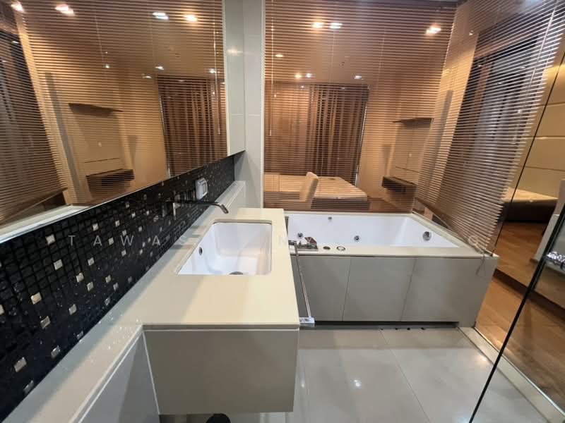 The Address Sathorn, Bangkok, 98 Sathorn Nua Road, Silom, Bang Rak, Bangkok, 1 Bedroom, 46 sqm, Condo For Sale, by Tawas Panyauaong, 500494688 - DDproperty.com