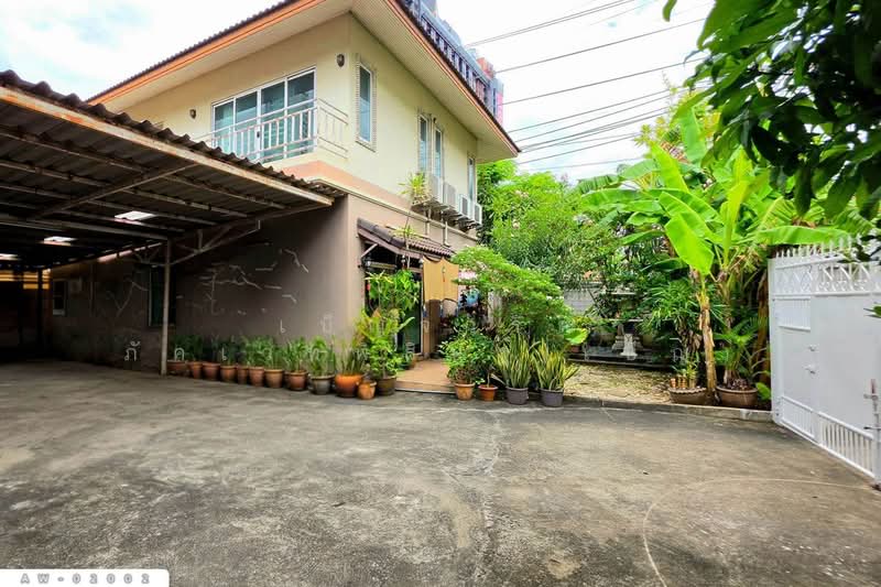 Townhouse, Jittra Village (Nuanchan 20), Bueng Kum AW-02001, Bangkok, Khlong Kum, Bueng Kum, Bangkok, 2 Bedrooms, 140 sqm, Townhouse For Sale, by Benchawarin Pakkawetppisit, 500494744 - DDproperty.com