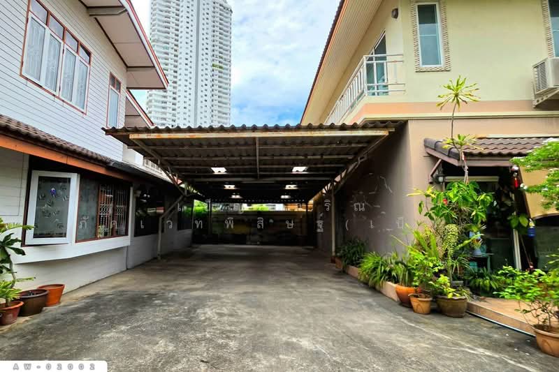 ทาวน์เฮ้าส์ หมู่บ้านจิตรา (นวลจันทร์ 20) บึงกุ่ม ใกล้เซ็นทรัล อีสต์วิลล์ AW-02001, กรุงเทพ, คลองกุ่ม, บึงกุ่ม, กรุงเทพ, 140 ตร.ม., ทาวน์เฮ้าส์ ขาย, โดย เบ็ญจวริณ ภัคเวทพิสิษฐ์(เบ็ญ), 500494744 - DDproperty.com