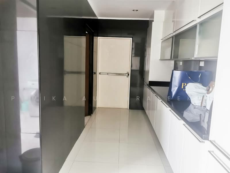 Prime Mansion One, Bangkok, Soi Sukhumvit 31, Khlongtoei Nua, Watthana, Bangkok, 3 Bedrooms, 248 sqm, Condo For Sale, by Pemika Aukkaraleekul, 500494777 - DDproperty.com
