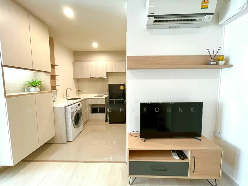 Life Asoke, Bangkok, Asoke-Dindang Road, Bang Kapi, Huai Khwang, Bangkok, 2 Bedrooms, 35 sqm, Condo For Rent, by Nitchakarn Wanitwichakornkit, 500494778 - DDproperty.com