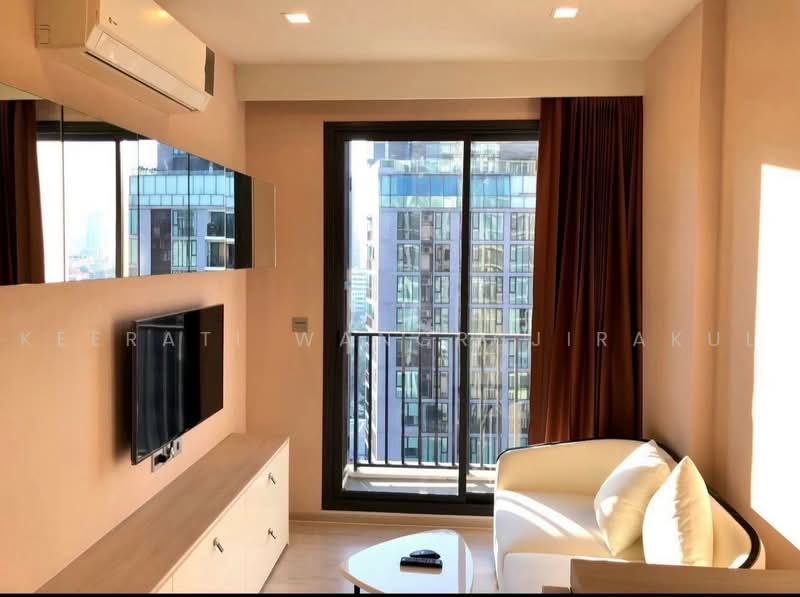 M Thonglor 10, Bangkok, 9 Soi Ekkamai 12, Ekkamai Road, Khlong Tan Nua, Watthana, Bangkok, 1 Bedroom, 33 sqm, Condo For Rent, by Keerati Wangrujirakul, 500494780 - DDproperty.com