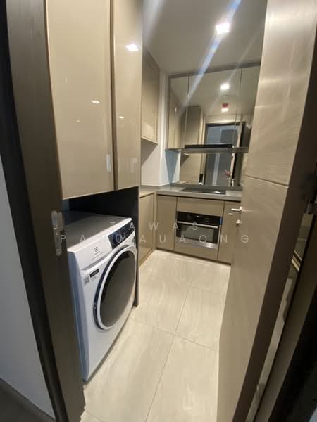 The Crest Park Residences, Bangkok, 1198 Phahonyothin Road, Jom Phon, Chatuchak, Bangkok, 2 Bedrooms, 109 sqm, Condo For Sale, by Tawas Panyauaong, 500494789 - DDproperty.com