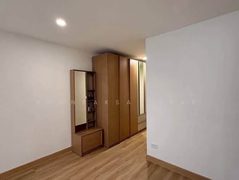 Raintree Villa, Bangkok, 108 198 Soi Sukhumvit 53, Khlong Tan Nua, Watthana, Bangkok, 1 Bedroom, 66 sqm, Condo For Rent, by Boonraksa Sopak, 500494794 - DDproperty.com
