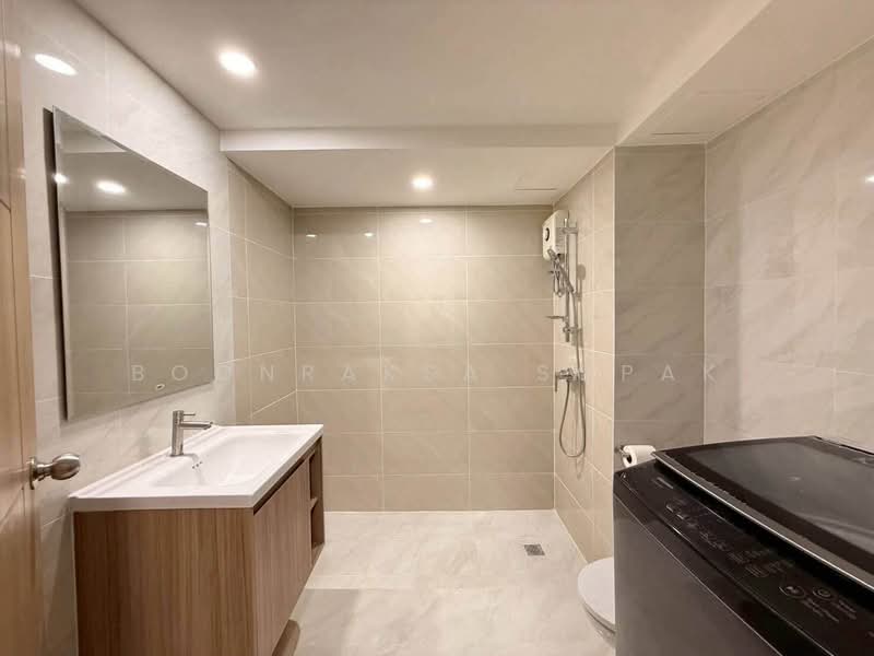 Raintree Villa, Bangkok, 108 198 Soi Sukhumvit 53, Khlong Tan Nua, Watthana, Bangkok, 1 Bedroom, 66 sqm, Condo For Rent, by Boonraksa Sopak, 500494794 - DDproperty.com