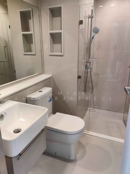 Life Sathorn Sierra, Bangkok, Ratchaphruek Rd, Talat Plu, Thon Buri, Bangkok, 2 Bedrooms, 57 sqm, Condo For Sale, by Pemika Aukkaraleekul, 500494825 - DDproperty.com