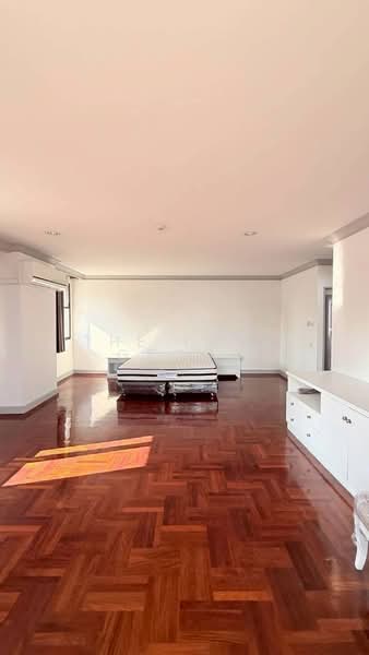 Charan Tower Residences by Aspira, Bangkok, 19 Soi Sukhumvit 43, Khlong Tan Nua, Watthana, Bangkok, 3 Bedrooms, 450 sqm, Apartment For Rent, by The Luxe Group, 500494837 - DDproperty.com