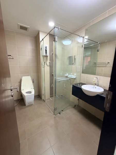 Click Condo Sukhumvit 65, Bangkok, 101 Soi Sukhumvit 65 Sukhumvit Road, Phra Kanong Nua, Watthana, Bangkok, 1 Bedroom, 43 sqm, Condo For Sale, by Nicha Na Lampang, 500494857 - DDproperty.com