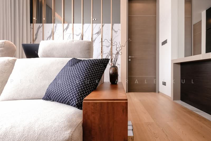 Saladaeng One, Bangkok, Sala Daeng 1 Alley, Silom, Bang Rak, Bangkok, 1 Bedroom, 57 sqm, Condo For Sale, by Pemika Aukkaraleekul, 500494881 - DDproperty.com