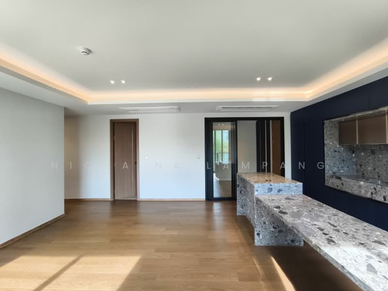 Via 34, Bangkok, 15 Soi Sukhumvit 34, Khong Tan, Khlong Toei, Bangkok, 3 Bedrooms, 146 sqm, Condo For Sale, by Nicha Na Lampang, 500494911 - DDproperty.com