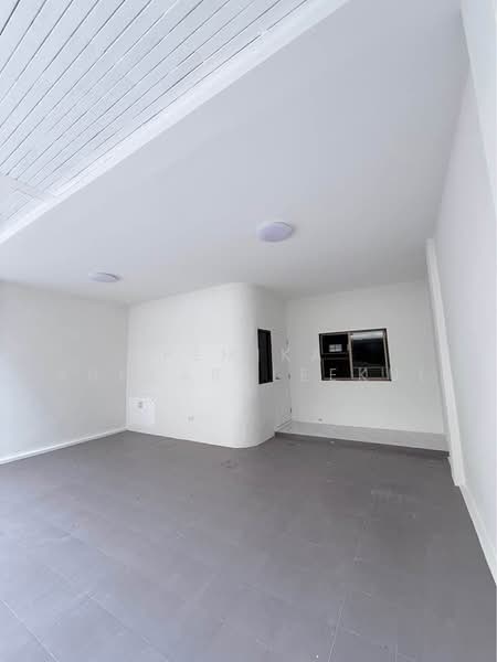 undefined, Bangkok, Bang Lam Phu Lang, Khlong San, Bangkok, 3 Bedrooms, 350 sqm, Townhouse For Sale, by Pemika Aukkaraleekul, 500494923 - DDproperty.com