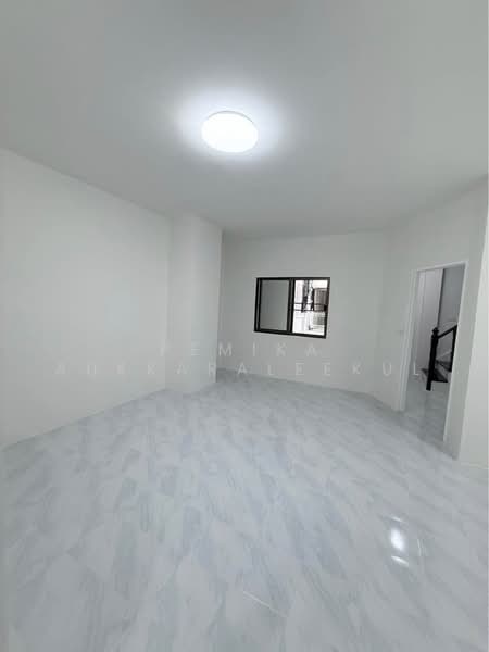 undefined, กรุงเทพ, บางลำภูล่าง, คลองสาน, กรุงเทพ, 350 ตร.ม., ทาวน์เฮ้าส์ ขาย, โดย Pemika Aukkaraleekul, 500494923 - DDproperty.com