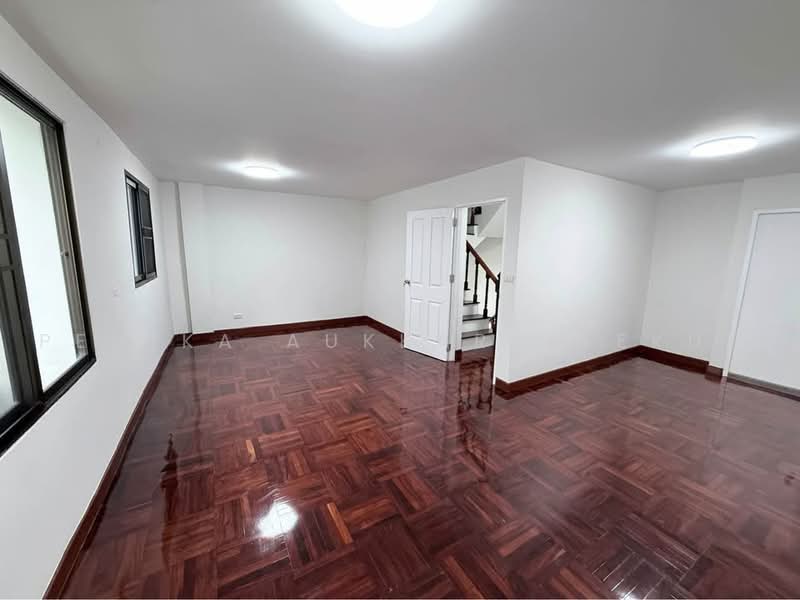 undefined, กรุงเทพ, บางลำภูล่าง, คลองสาน, กรุงเทพ, 350 ตร.ม., ทาวน์เฮ้าส์ ขาย, โดย Pemika Aukkaraleekul, 500494923 - DDproperty.com
