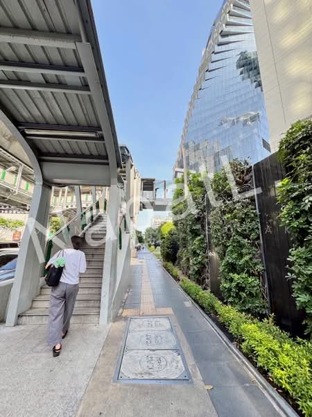 Siri At Sukhumvit, Bangkok, 902 Sukhumvit Road, Phra Kanong, Khlong Toei, Bangkok, 2 Bedrooms, 69 sqm, Condo For Rent, by Boonraksa Sopak, 500494932 - DDproperty.com