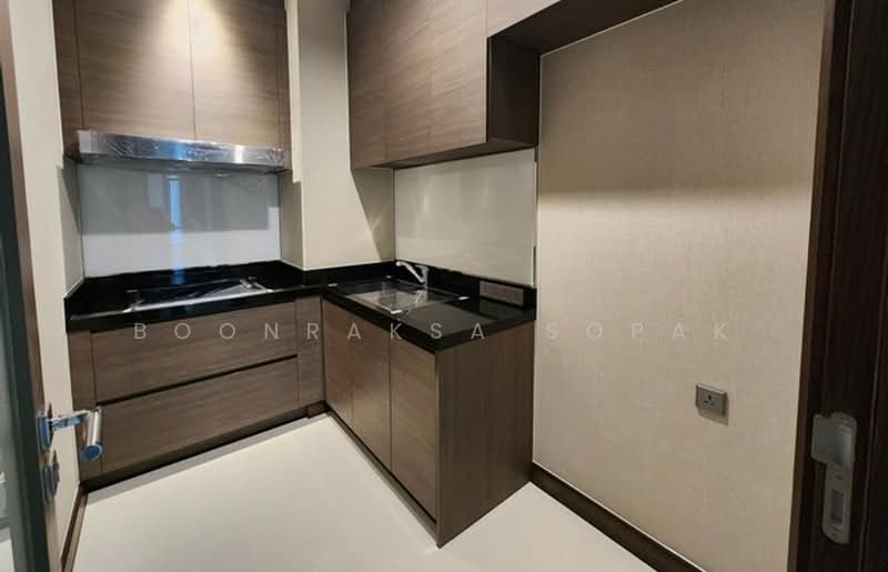 Q1 Sukhumvit, Bangkok, 1 Sukhumvit Road, Khlong Toei, Bangkok, 3 Bedrooms, 197 sqm, Condo For Rent, by Boonraksa Sopak, 500494952 - DDproperty.com