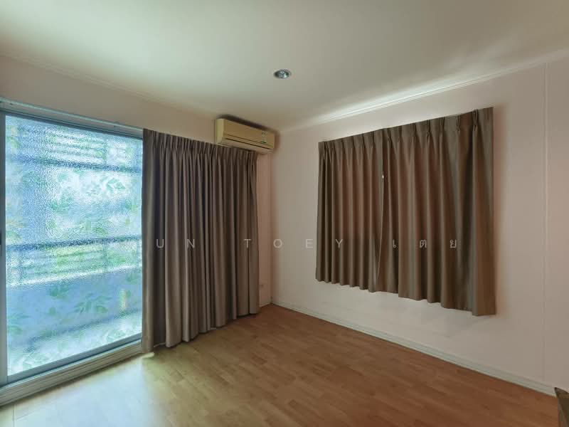 Lumpini Ville Sukhumvit 77, Bangkok, Sukhumvit 77 Road, Suan Luang, Bangkok, 2 Bedrooms, 70 sqm, Condo For Rent, by Khun Toey เตย, 500494960 - DDproperty.com