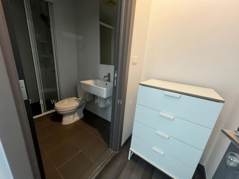 The Base Park West Sukhumvit 77, Bangkok, 11 Soi Sukhumvit 77 Sukhumvit Road, Phra Kanong Nua, Watthana, Bangkok, 2 Bedrooms, 53 sqm, Condo For Sale, by Tawas Panyauaong, 500494966 - DDproperty.com