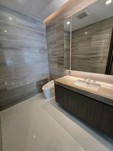 Q1 Sukhumvit, Bangkok, 1 Sukhumvit Road, Khlong Toei, Bangkok, 2 Bedrooms, 108 sqm, Condo For Rent, by Boonraksa Sopak, 500494968 - DDproperty.com