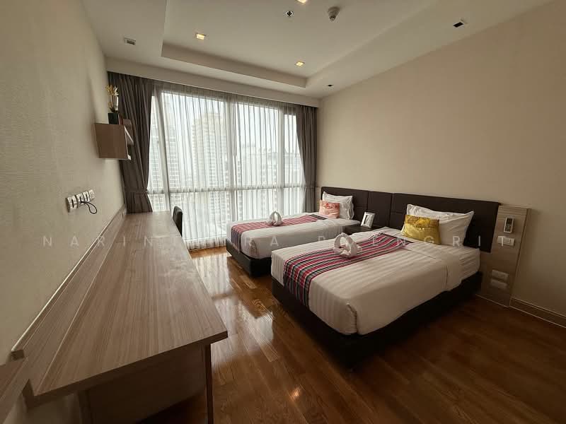 39 Boulevard Executive Residence, Bangkok, 39 - 41 Soi Phrom Chit (Sukhumvit 39), Khlong Tan Nua, Watthana, Bangkok, 3 Bedrooms, 210 sqm, Apartment For Rent, by Narinthira Roengrit, 500494991 - DDproperty.com