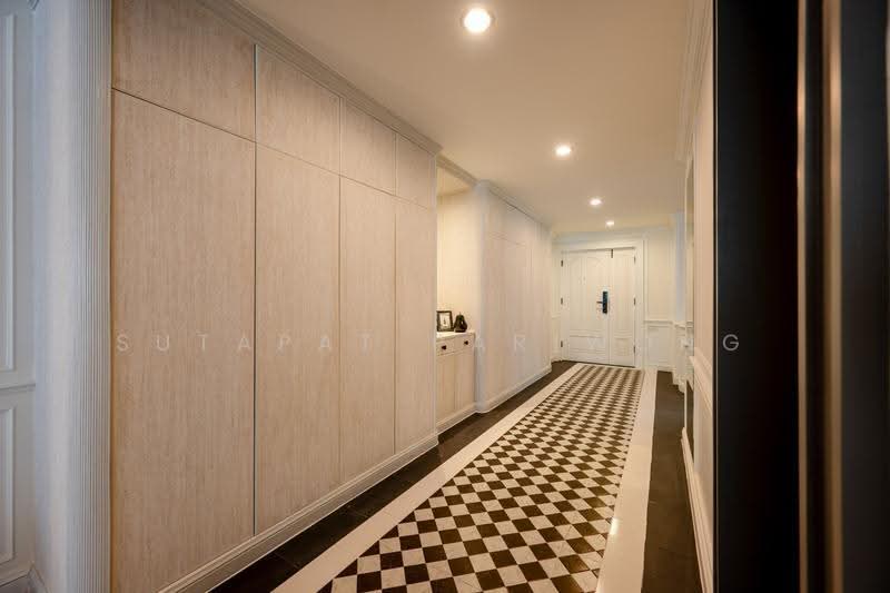 Las Colinas, Bangkok, Sukhumvit 21 Road, Khlongtoei Nua, Watthana, Bangkok, 3 Bedrooms, 240 sqm, Condo For Sale, by Sutapat Pariwong, 500494998 - DDproperty.com