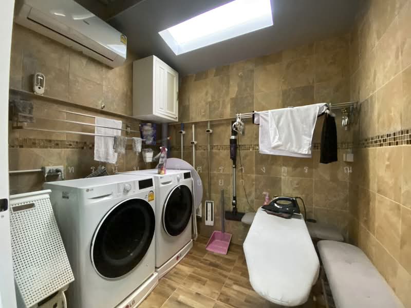 The iBox Kaset-Nawamin, Bangkok, Prasert Manukit Road, Khlong Kum, Bueng Kum, Bangkok, 3 Bedrooms, 72 sqm, Townhouse For Sale, by ภัทรนัน อิศรางกูร ณ อยุธยา, 500495002 - DDproperty.com