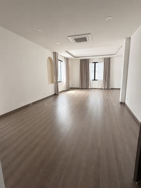 Luxury House with Private Pool in Nak Niwat, Bangkok, Lat Phrao, Bangkok, 6 Bedrooms, 800 sqm, Single Detached House For Sale, by The Luxe Group, 500495004 - DDproperty.com