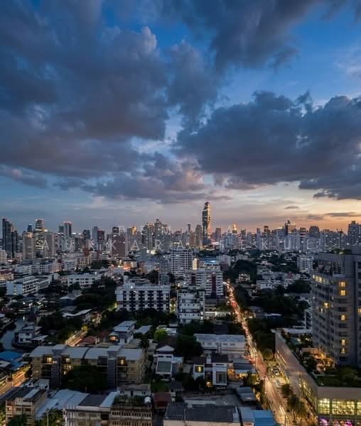 Noble Form Thonglor, Bangkok, Sukhumvit 55, Khlong Tan Nua, Watthana, Bangkok, 1 Bedroom, 32 sqm, Condo For Sale, by Pemika Aukkaraleekul, 500495020 - DDproperty.com