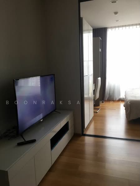 Noble Revo Silom, Bangkok, 88 Soi Surasak Surasak Road, Silom, Bang Rak, Bangkok, 1 Bedroom, 34 sqm, Condo For Rent, by Boonraksa Sopak, 500495025 - DDproperty.com