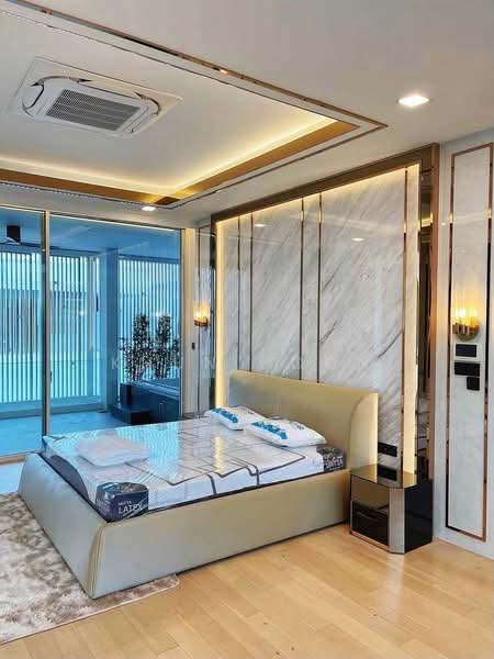 VIVE Ekkamai-Ramintra, Bangkok, Soi Yothin Phatthana 3, Nawamin, Bueng Kum, Bangkok, 4 Bedrooms, 380 sqm, Single Detached House For Sale, by Khun Poon, 500495042 - DDproperty.com