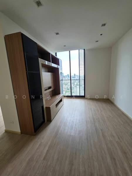 Noble State 39, Bangkok, 35 Soi Sukhumvit 39, Khlong Tan Nua, Watthana, Bangkok, 2 Bedrooms, 106 sqm, Condo For Rent, by Boonraksa Sopak, 500495056 - DDproperty.com