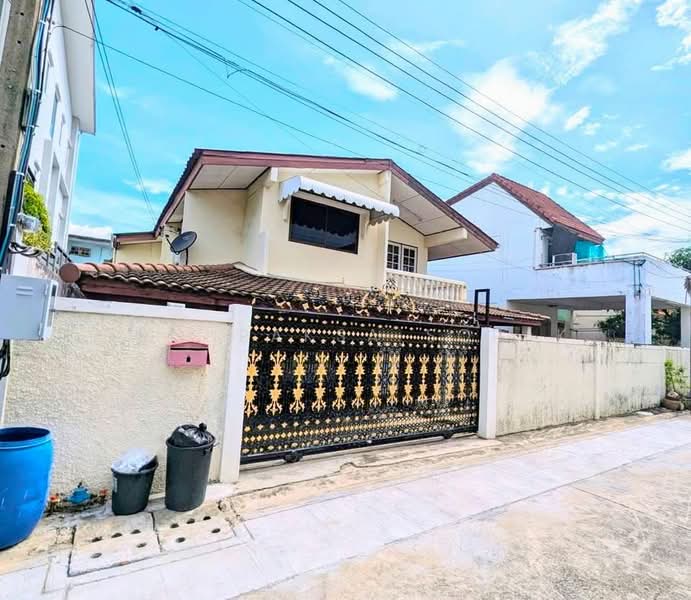 4-BR House, Bangkok, Din Daeng, Din Daeng, Bangkok, 4 Bedrooms, 520 sqm, Single Detached House For Rent, by Boonraksa Sopak, 500495092 - DDproperty.com