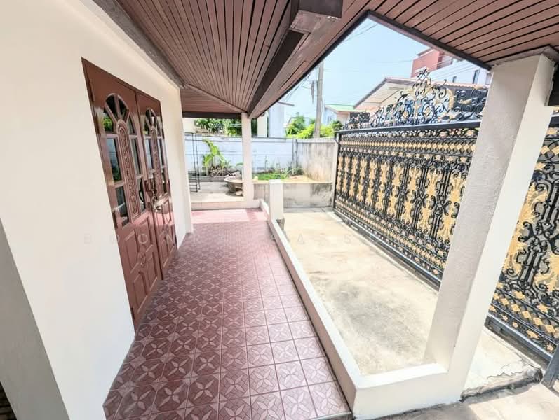 4-BR House, Bangkok, Din Daeng, Din Daeng, Bangkok, 4 Bedrooms, 520 sqm, Single Detached House For Rent, by Boonraksa Sopak, 500495092 - DDproperty.com