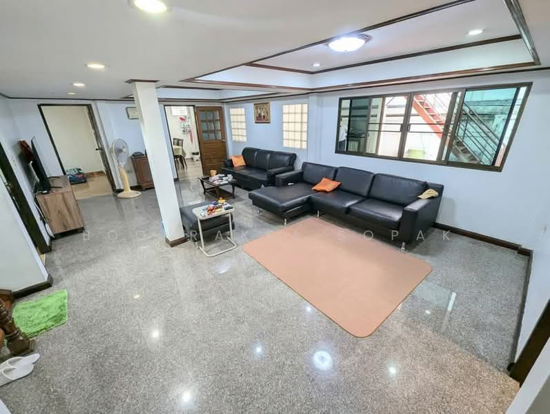 4-BR House, Bangkok, Din Daeng, Din Daeng, Bangkok, 4 Bedrooms, 520 sqm, Single Detached House For Rent, by Boonraksa Sopak, 500495092 - DDproperty.com