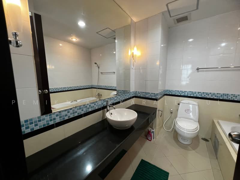Citi Smart Sukhumvit 18, Bangkok, 366 Soi Sukhumvit 18, Sukhumvit Road, Khlong Toei, Bangkok, 2 Bedrooms, 75 sqm, Condo For Sale, by Pemika Aukkaraleekul, 500495122 - DDproperty.com