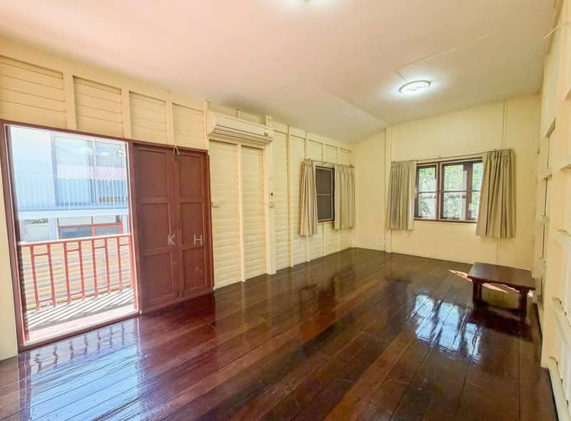 lassic Wooden House for Rent | Ekkamai 10 / Pridi 25(SPSMG169), Bangkok, เอกมัย 10, Khlong Tan Nua, Watthana, Bangkok, 3 Bedrooms, 300 sqm, Single Detached House For Rent, by Khun Ming, 500495136 - DDproperty.com