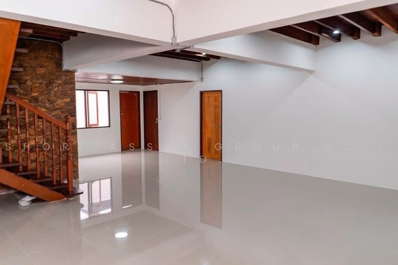 House in Chang Phueak Zone, Chiang Mai, Chang Phuak, Muang Chiang Mai, Chiang Mai, 3 Bedrooms, 288 sqm, Single Detached House For Sale, by Shori Asset Group Co., Ltd., 500495181 - DDproperty.com
