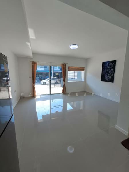 Indy Prachauthit 90, Samut Prakan, Soi Pracha Uthit 90, Pracha Uthit Road, Nai Khlong Bang Pla Kot, Phra Samut Jadee, Samut Prakan, 2 Bedrooms, 100 sqm, Townhouse For Rent, by Airada Parasarn, 500495188 - DDproperty.com