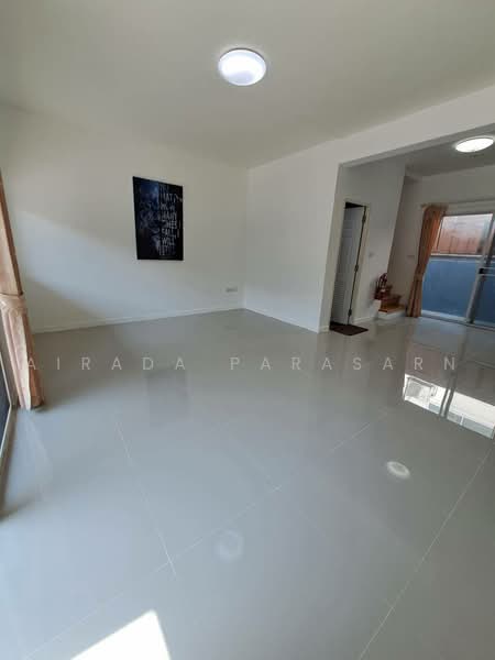 Indy Prachauthit 90, Samut Prakan, Soi Pracha Uthit 90, Pracha Uthit Road, Nai Khlong Bang Pla Kot, Phra Samut Jadee, Samut Prakan, 2 Bedrooms, 100 sqm, Townhouse For Rent, by Airada Parasarn, 500495188 - DDproperty.com