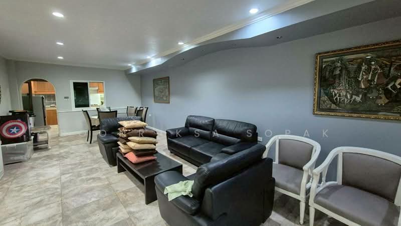 3-BR House, Bangkok, Khlong Tan Nua, Watthana, Bangkok, 3 Bedrooms, 200 sqm, Single Detached House For Rent, by Boonraksa Sopak, 500495223 - DDproperty.com