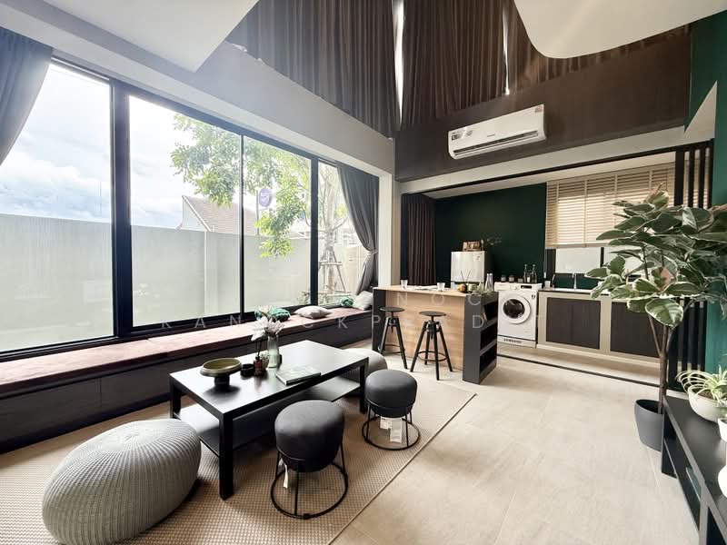 BRITLOFT LADPRAO CHOKCHAI4, Bangkok, โชคชัย 4 ซอย 28, Lat Phrao, Bangkok, 3 Bedrooms, 231 sqm, Townhouse For Sale, by Kornkanock Kanockpradit, 500495242 - DDproperty.com