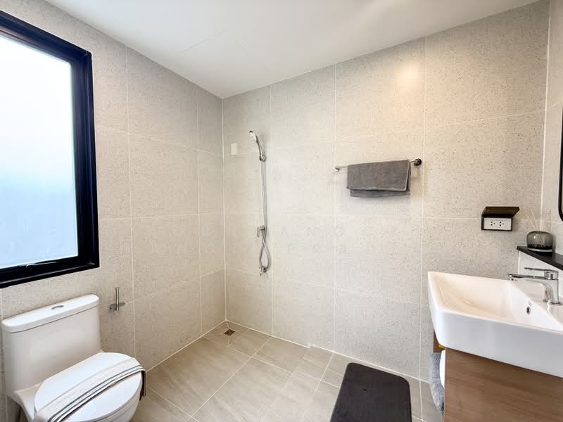 BRITLOFT LADPRAO CHOKCHAI4, Bangkok, โชคชัย 4 ซอย 28, Lat Phrao, Bangkok, 3 Bedrooms, 231 sqm, Townhouse For Sale, by Kornkanock Kanockpradit, 500495242 - DDproperty.com