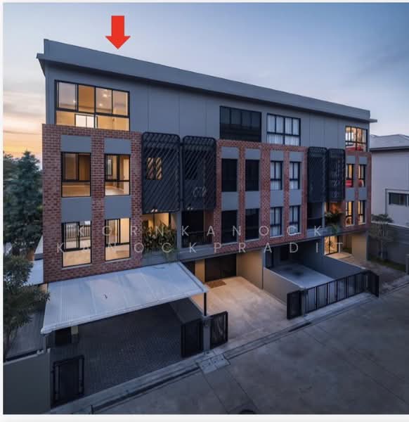 BRITLOFT LADPRAO CHOKCHAI4, Bangkok, โชคชัย 4 ซอย 28, Lat Phrao, Bangkok, 3 Bedrooms, 231 sqm, Townhouse For Sale, by Kornkanock Kanockpradit, 500495242 - DDproperty.com