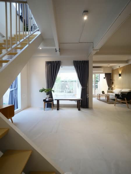 3-BR Townhouse, Bangkok, Phra Kanong Nua, Watthana, Bangkok, 3 Bedrooms, 204 sqm, Townhouse For Rent, by Boonraksa Sopak, 500495243 - DDproperty.com