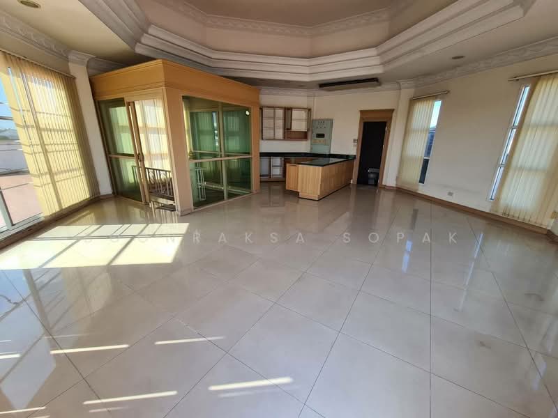 7-BR House, Bangkok, Chan Kasem, Chatuchak, Bangkok, 7 Bedrooms, 860 sqm, Single Detached House For Rent, by Boonraksa Sopak, 500495255 - DDproperty.com