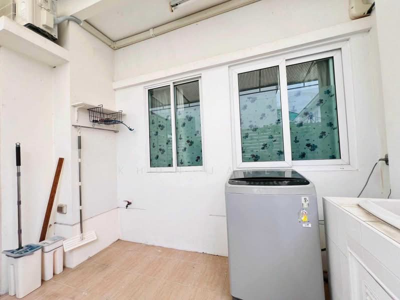 Perfect Place Sukhumvit 77-Suvarnabhumi, Samut Prakan, Lat Krabang Road, Rachathewa, Bang Plee, Samut Prakan, 3 Bedrooms, 200 sqm, Single Detached House For Rent, by Khun Jane, 500495276 - DDproperty.com