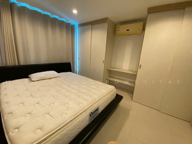 Sukhumvit Living Town, Bangkok, 299 Sukhumvit 21 Road, Khlongtoei Nua, Watthana, Bangkok, 2 Bedrooms, 52 sqm, Condo For Sale, by Manapong Phromphitak, 500495282 - DDproperty.com